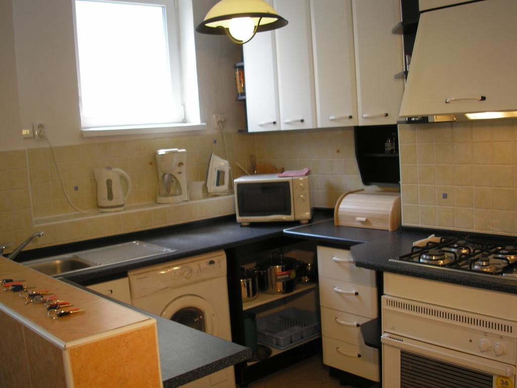 Vacation Apartment Up To 10 Bratislava Cameră foto